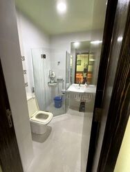 Straits Gardens (D27), Terrace #545458081